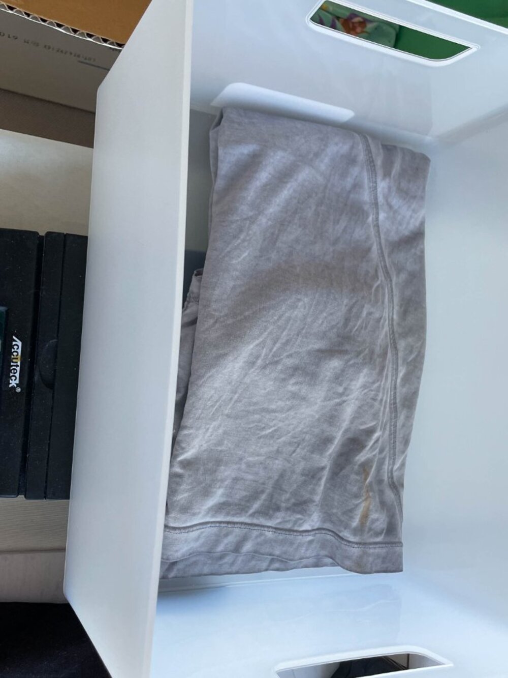 Entire Closet $5! *Has Stain* Lululemon Broken Beats Tank, Grey - Size Large - Picture 10 of 10